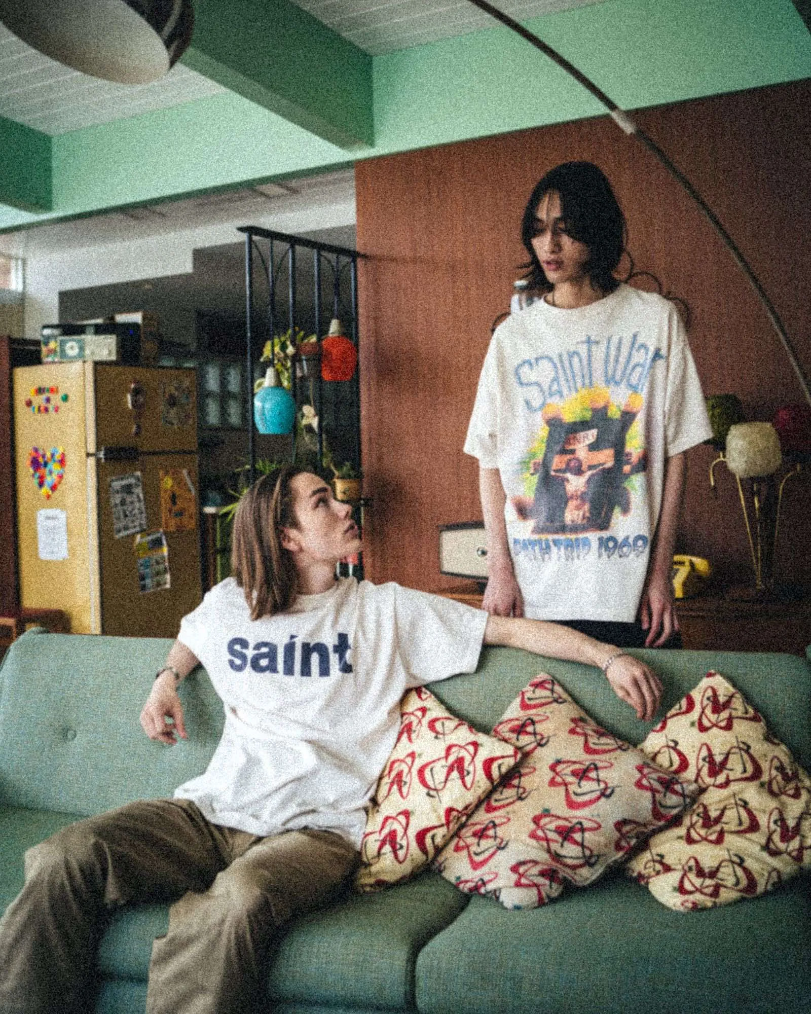 SAINT MICHAEL SAINT WAR TEE/WHAT new style Jesus cross retro short-sleeved, off-white S-XL, ready-to-wear, washed and distressed, printed repeatedly and modified, tube-woven seamless fabric, with little angel anti-counterfeiting label